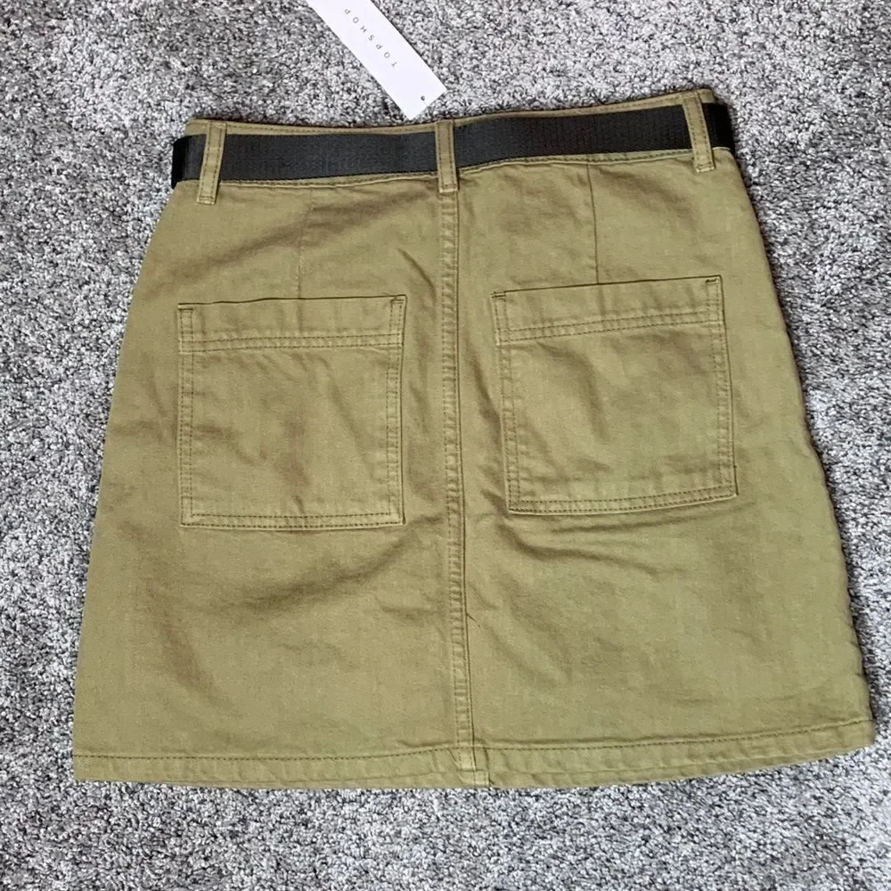NWT TopShop clip belt utility skirt. Size 4